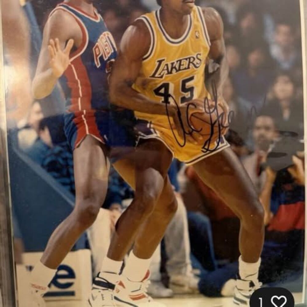 A.C. Green Signed Los Angeles Lakers 8x10 Photo Fleer SkyBox NBA Autograph